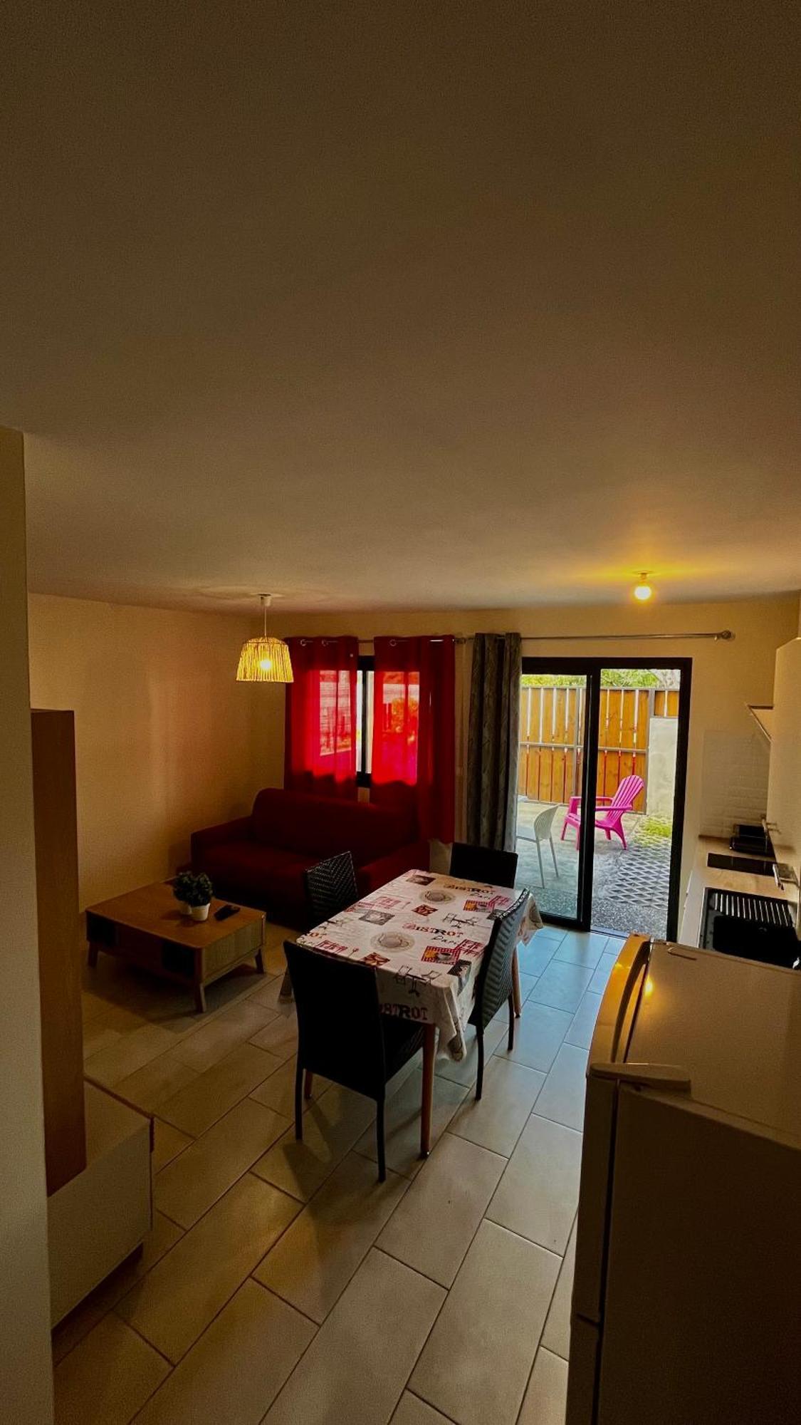 Tropical Suites แซ็ง-ปีแยร์ ภายนอก รูปภาพ